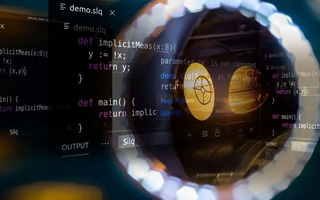 桂林 ,php声明和调用变量的符号是什么？